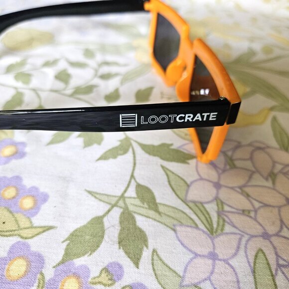 Lootcrate Collectible Orange Pixel Sunglasses - Picture 3 of 4